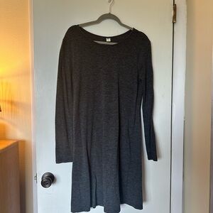 Old Navy Gray Long Sleeve Crew Neck Sweater Dress